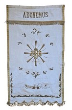 Altarverkleidung, Ornat, 19